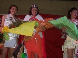 Yohana Mendoza es la Reina del Estudiante de San Lorenzo