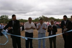 Perugorría inauguró su primera estación terminal de omnibus
