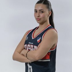 Renata Niveyro, a pura entrega en la elite del básquet femenino